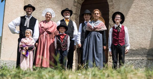 Presentation of Valloire's traditional costumes